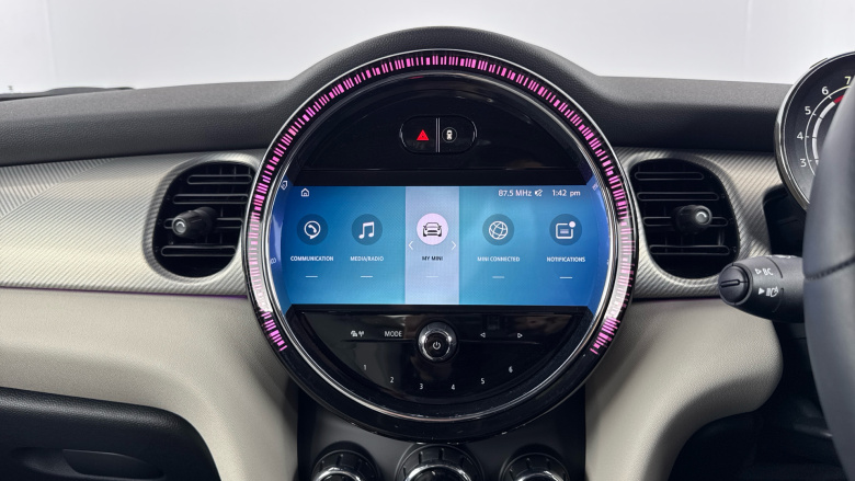 MINI Hatchback 1.5 Cooper Exclusive 5dr Auto Petrol Hatchback